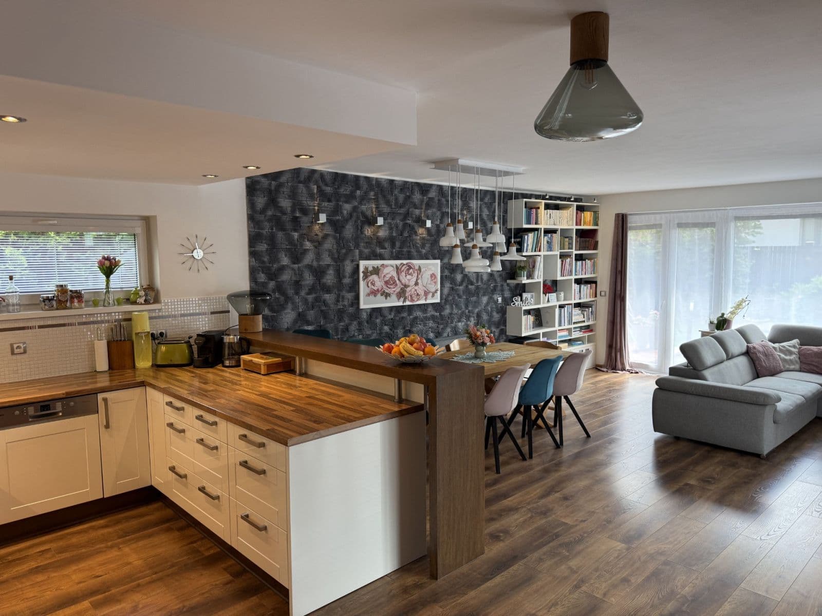 Prodej domu 150 m², pozemek 461 m², Cechovní, Jenštejn, Středočeský kraj Prodej domu 150 m², pozemek 461 m², Cechovní, Jenštejn, Středočeský kraj