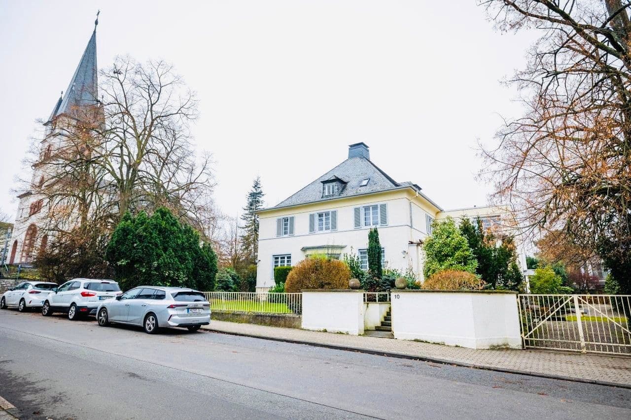 Pronájem bytu 5+1 140 m², Weberstraße 10, Bad Homburg vor der Höhe, Hessen Pronájem bytu 5+1 140 m², Weberstraße 10, Bad Homburg vor der Höhe, Hessen