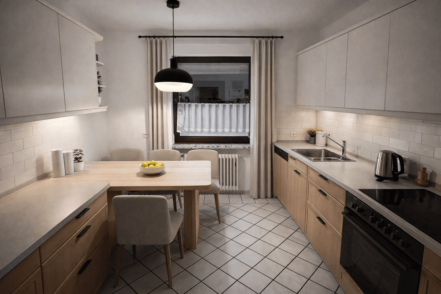 Prodej domu 230 m², pozemek 750 m², Am Hainberg 42, Moringen, Dolní Sasko Prodej domu 230 m², pozemek 750 m², Am Hainberg 42, Moringen, Dolní Sasko