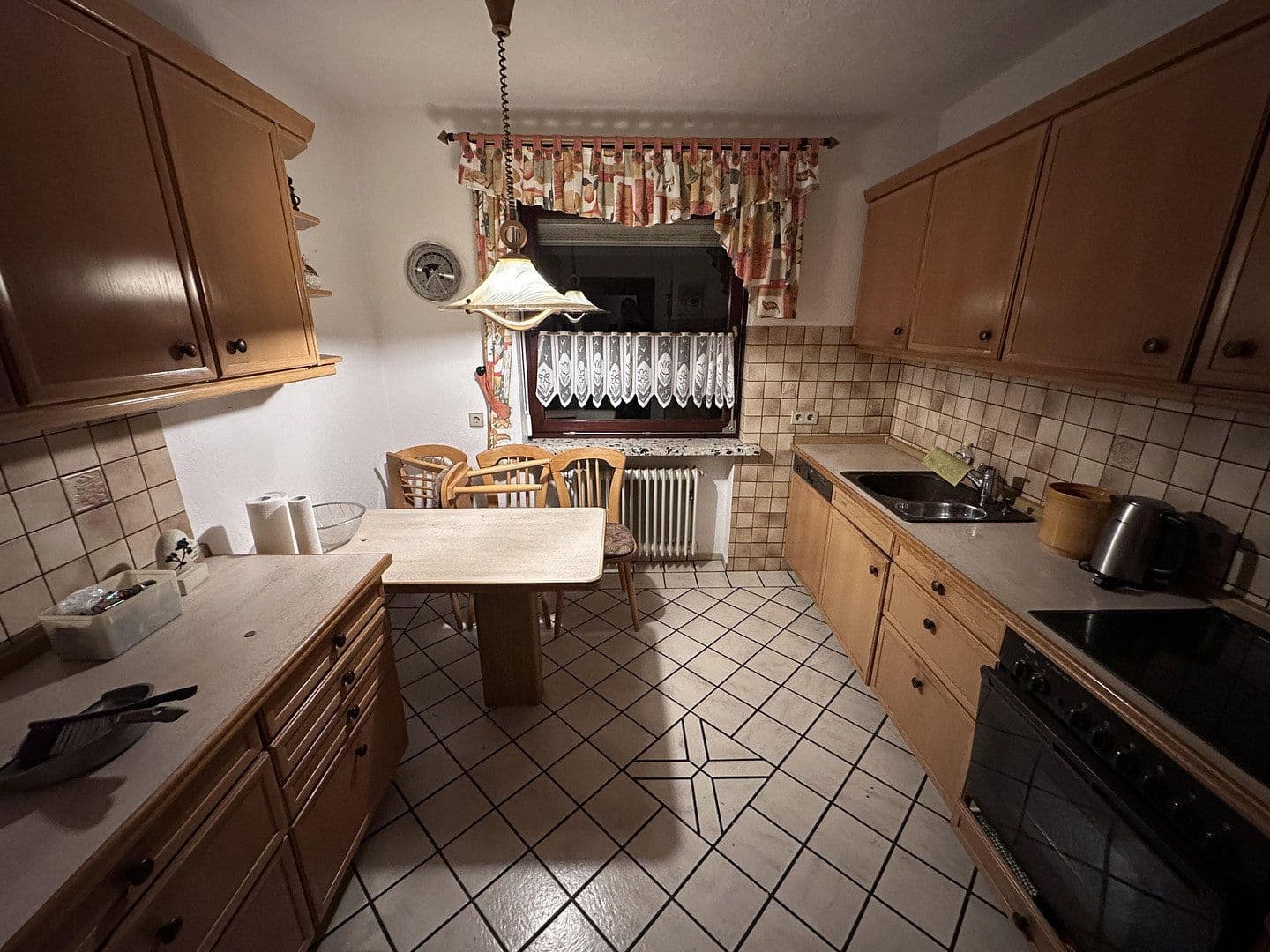 Prodej domu 230 m², pozemek 750 m², Am Hainberg 42, Moringen, Dolní Sasko Prodej domu 230 m², pozemek 750 m², Am Hainberg 42, Moringen, Dolní Sasko