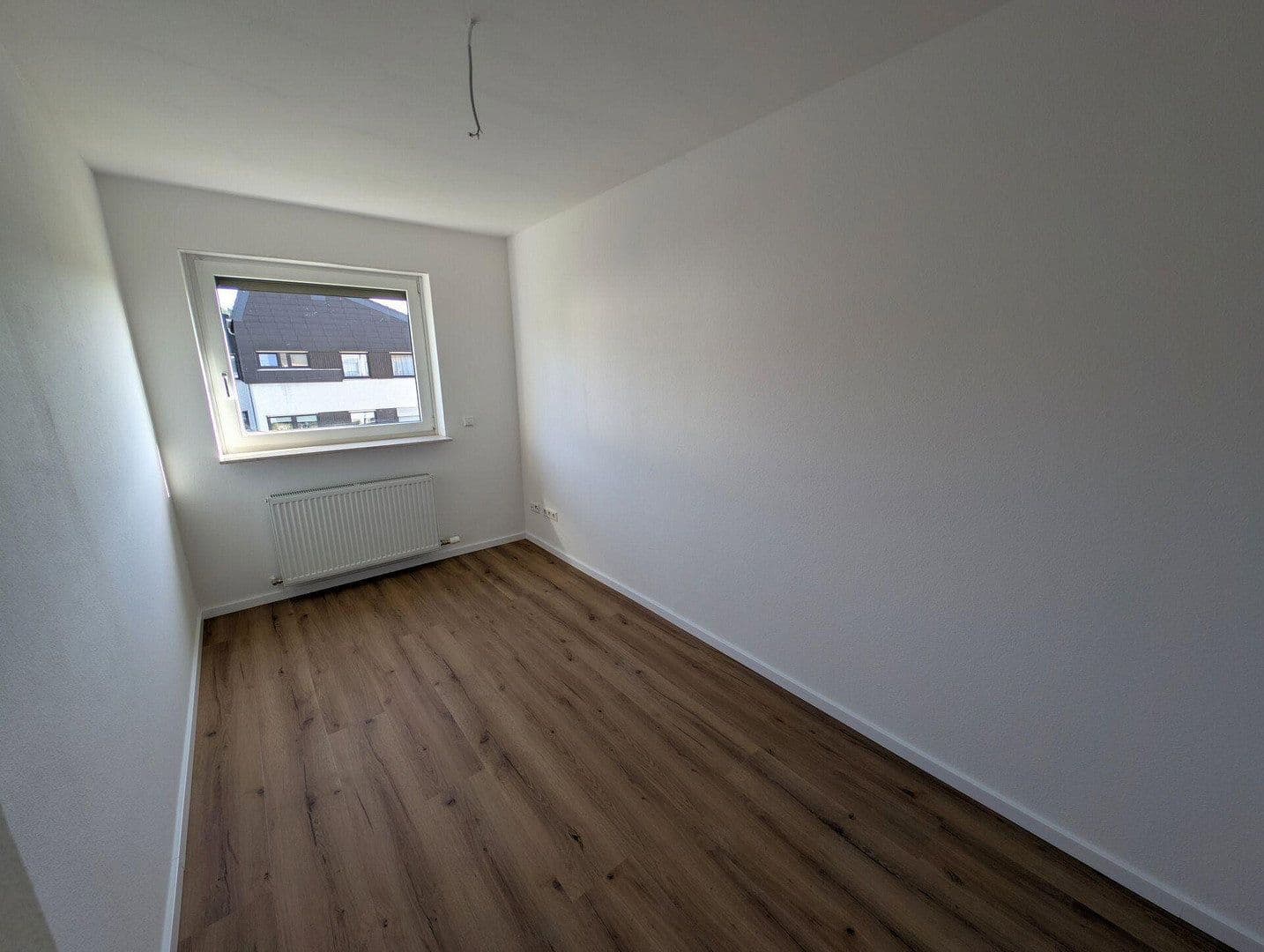 Pronájem bytu 4+1 96 m², Stöckhofstraße 1, Leonberg, Bádensko-Württembersko Pronájem bytu 4+1 96 m², Stöckhofstraße 1, Leonberg, Bádensko-Württembersko