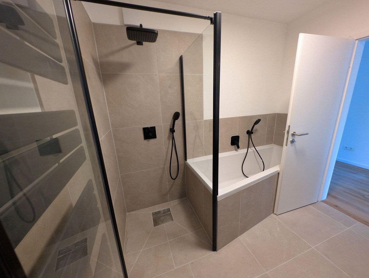 Pronájem bytu 4+1 96 m², Stöckhofstraße 1, Leonberg, Bádensko-Württembersko Pronájem bytu 4+1 96 m², Stöckhofstraße 1, Leonberg, Bádensko-Württembersko