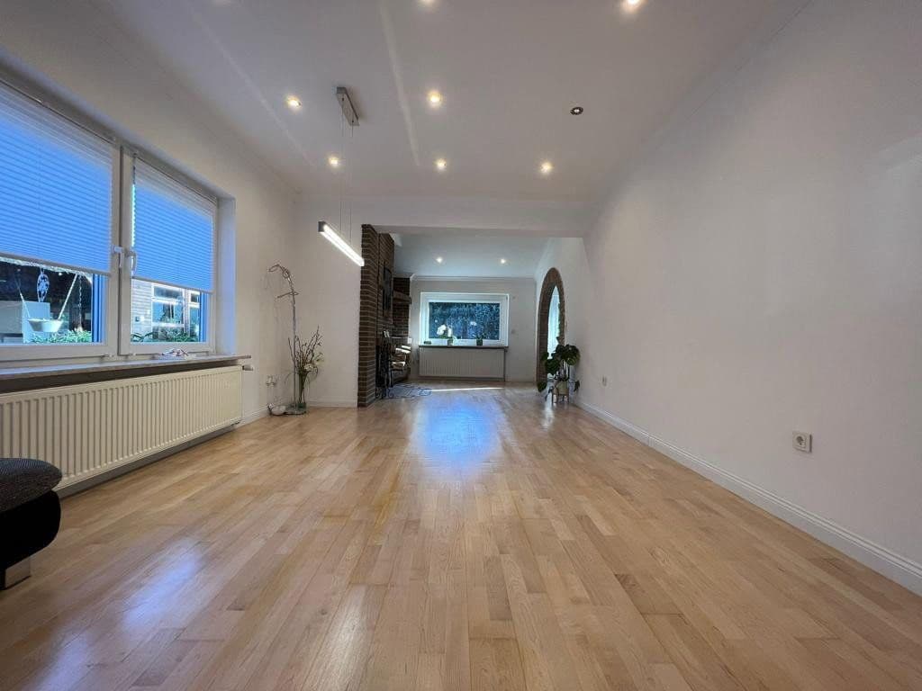 Pronájem domu 214 m², pozemek 740 m², Hagen im Bremischen, Dolní Sasko Pronájem domu 214 m², pozemek 740 m², Hagen im Bremischen, Dolní Sasko