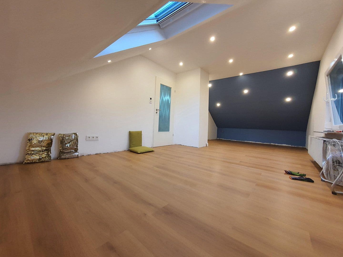 Pronájem domu 214 m², pozemek 740 m², Hagen im Bremischen, Dolní Sasko Pronájem domu 214 m², pozemek 740 m², Hagen im Bremischen, Dolní Sasko