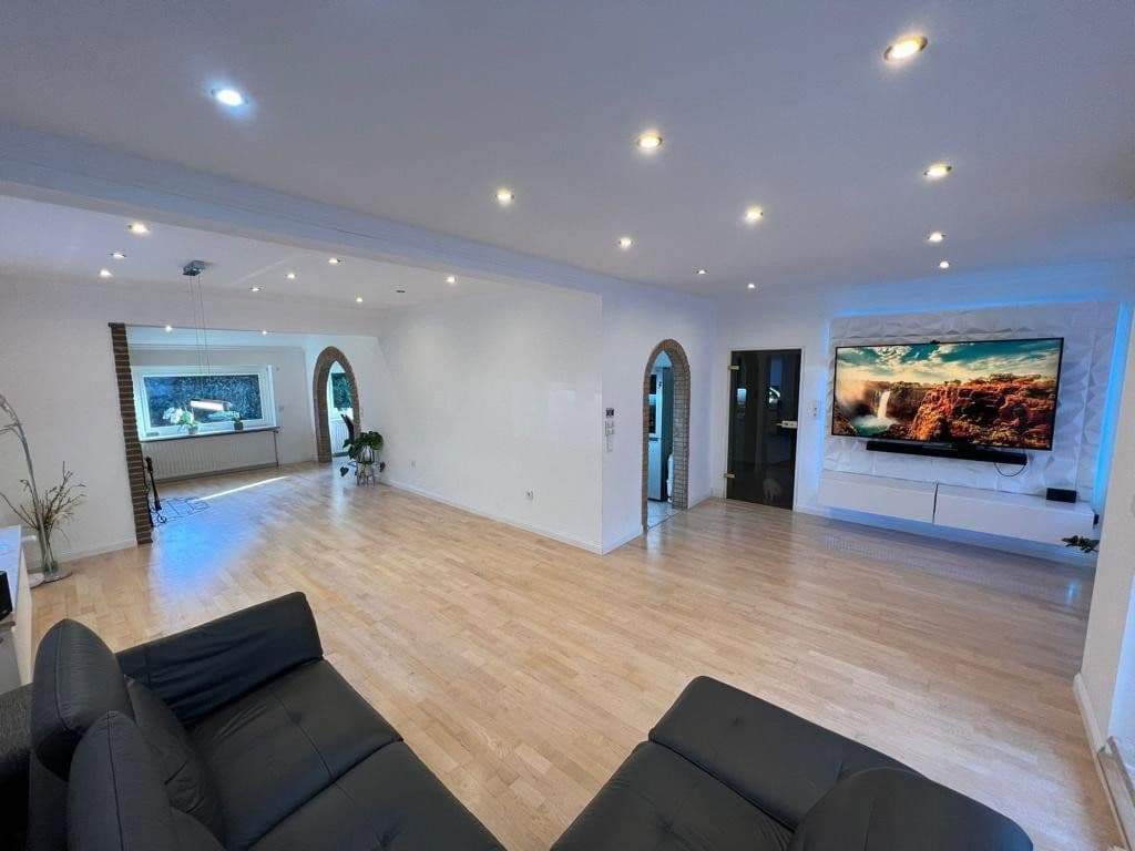 Pronájem domu 214 m², pozemek 740 m², Hagen im Bremischen, Dolní Sasko Pronájem domu 214 m², pozemek 740 m², Hagen im Bremischen, Dolní Sasko