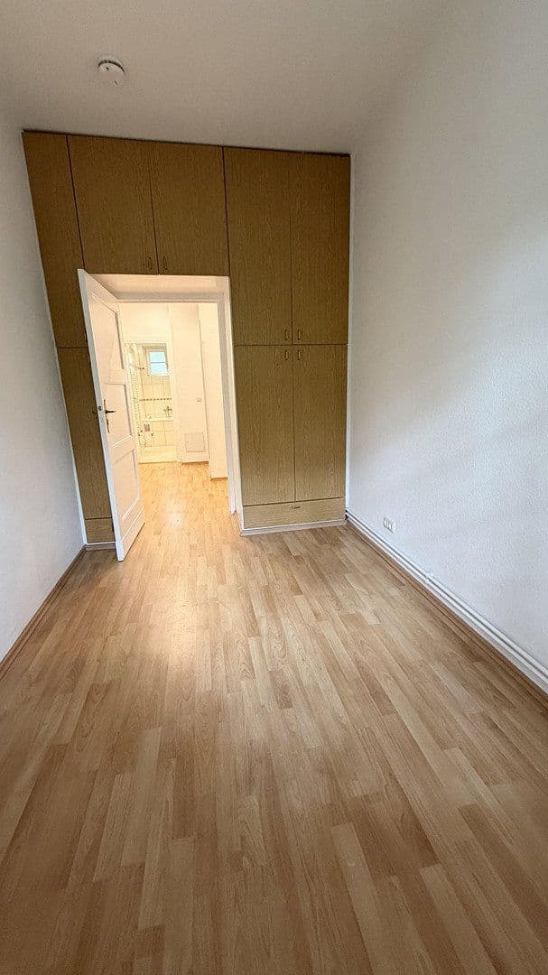 Prodej bytu 3+1 64 m², Laehrscher Jagdweg, Berlin, Berlín Prodej bytu 3+1 64 m², Laehrscher Jagdweg, Berlin, Berlín