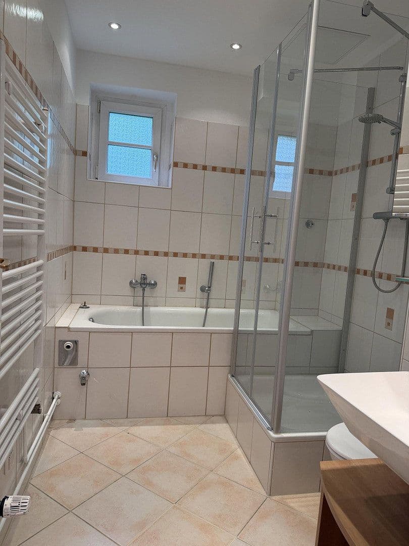 Prodej bytu 3+1 64 m², Laehrscher Jagdweg, Berlin, Berlín Prodej bytu 3+1 64 m², Laehrscher Jagdweg, Berlin, Berlín