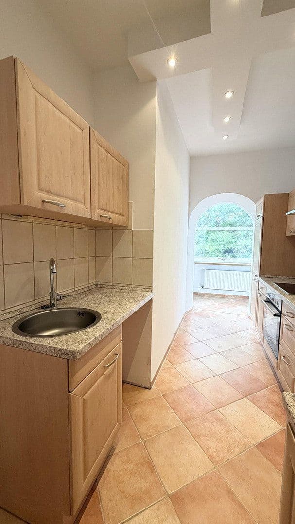Prodej bytu 3+1 64 m², Laehrscher Jagdweg, Berlin, Berlín Prodej bytu 3+1 64 m², Laehrscher Jagdweg, Berlin, Berlín