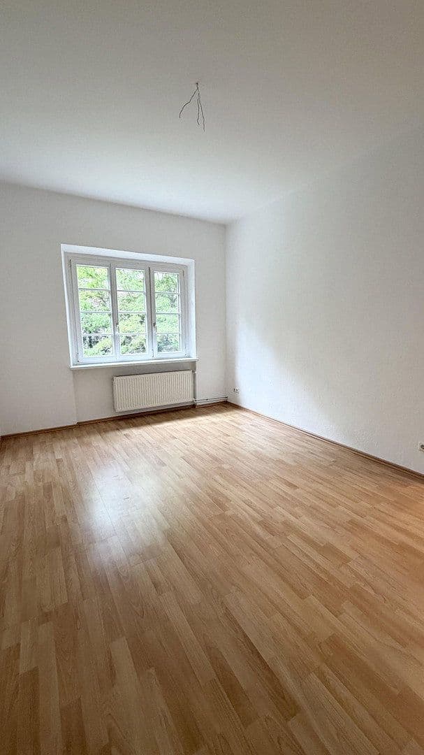 Prodej bytu 3+1 64 m², Laehrscher Jagdweg, Berlin, Berlín Prodej bytu 3+1 64 m², Laehrscher Jagdweg, Berlin, Berlín