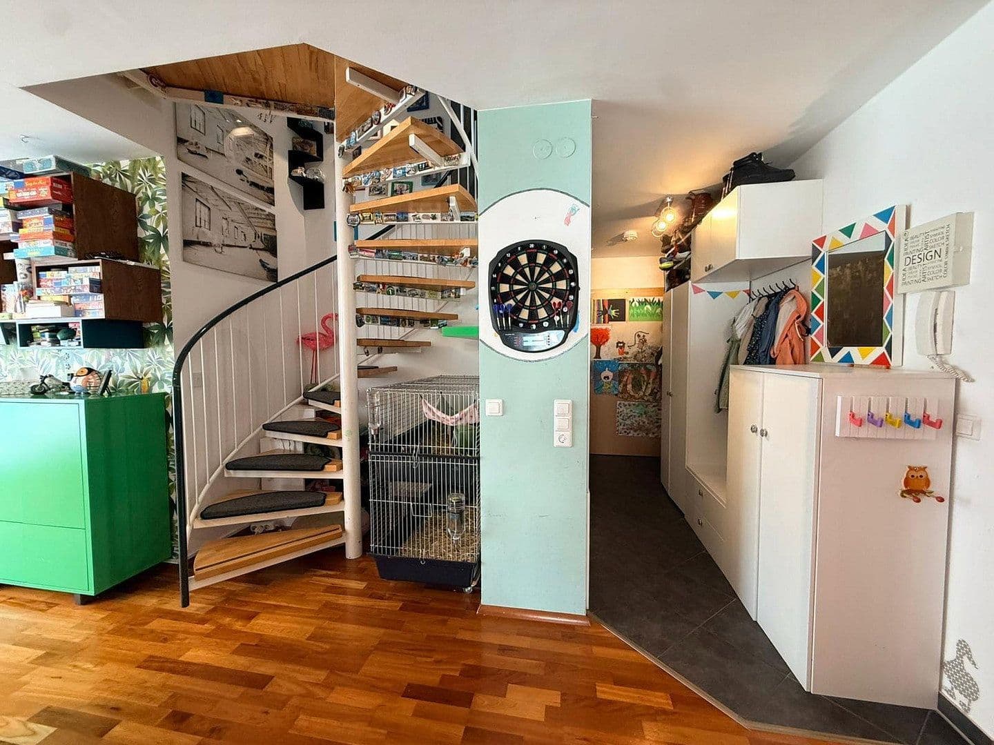 Prodej bytu 4+kk 99 m², Freiberg am Neckar, Bádensko-Württembersko Prodej bytu 4+kk 99 m², Freiberg am Neckar, Bádensko-Württembersko