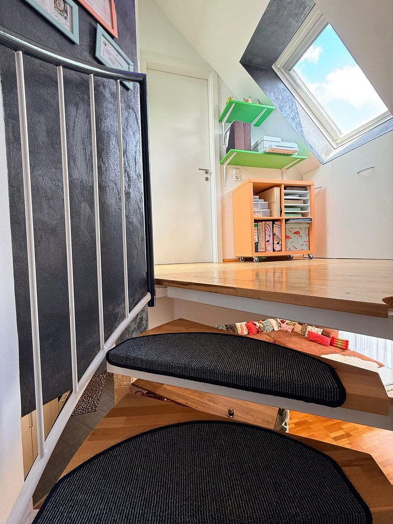 Prodej bytu 4+kk 99 m², Freiberg am Neckar, Bádensko-Württembersko Prodej bytu 4+kk 99 m², Freiberg am Neckar, Bádensko-Württembersko