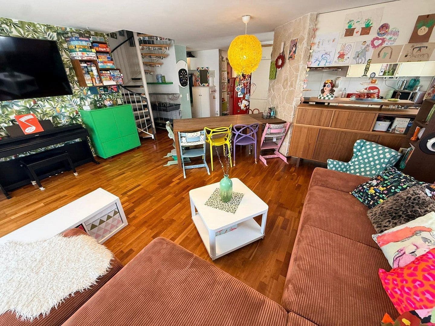 Prodej bytu 4+kk 99 m², Freiberg am Neckar, Bádensko-Württembersko Prodej bytu 4+kk 99 m², Freiberg am Neckar, Bádensko-Württembersko