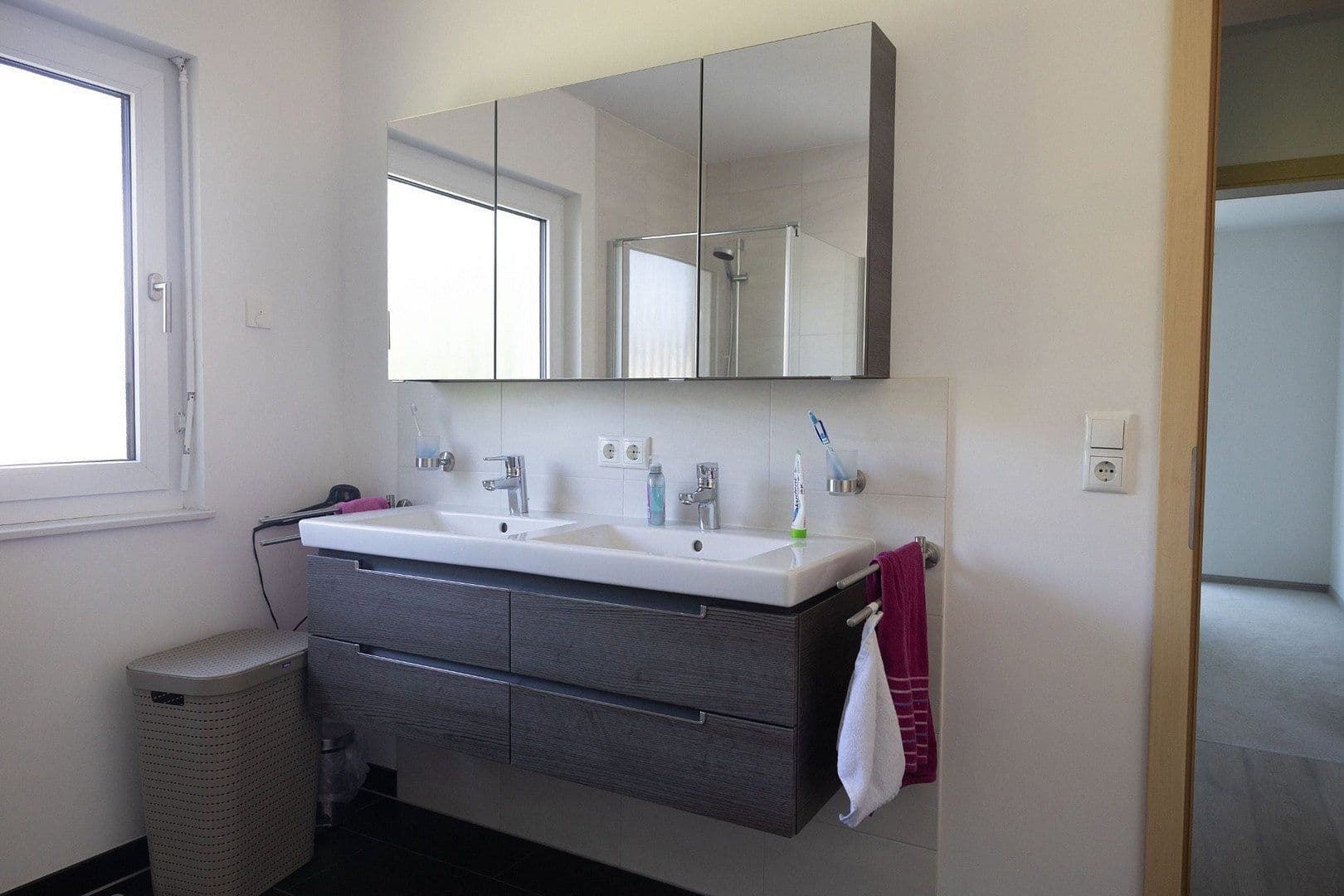 Prodej domu 125 m², pozemek 315 m², Weichs, Bavorsko Prodej domu 125 m², pozemek 315 m², Weichs, Bavorsko