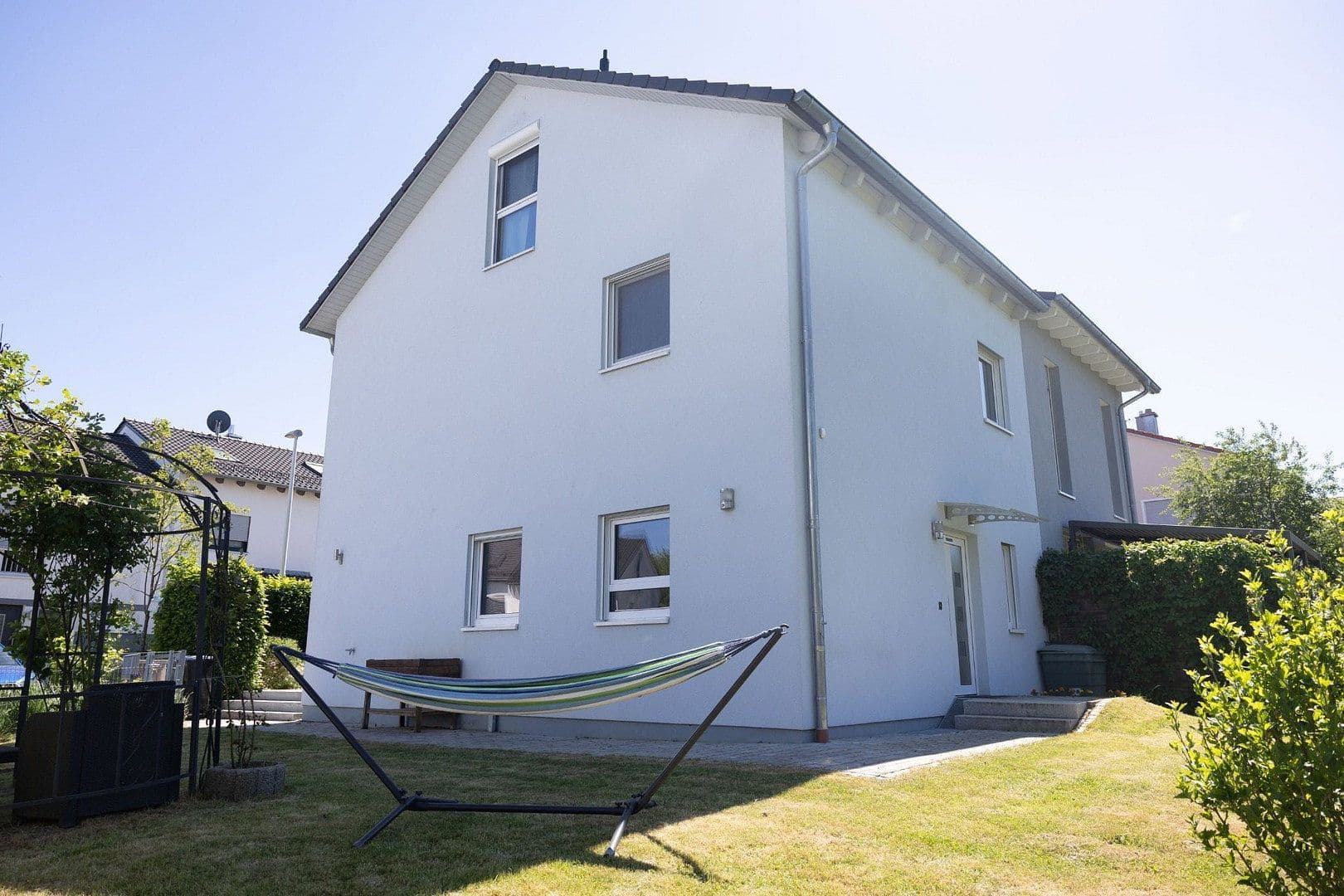 Prodej domu 125 m², pozemek 315 m², Weichs, Bavorsko Prodej domu 125 m², pozemek 315 m², Weichs, Bavorsko