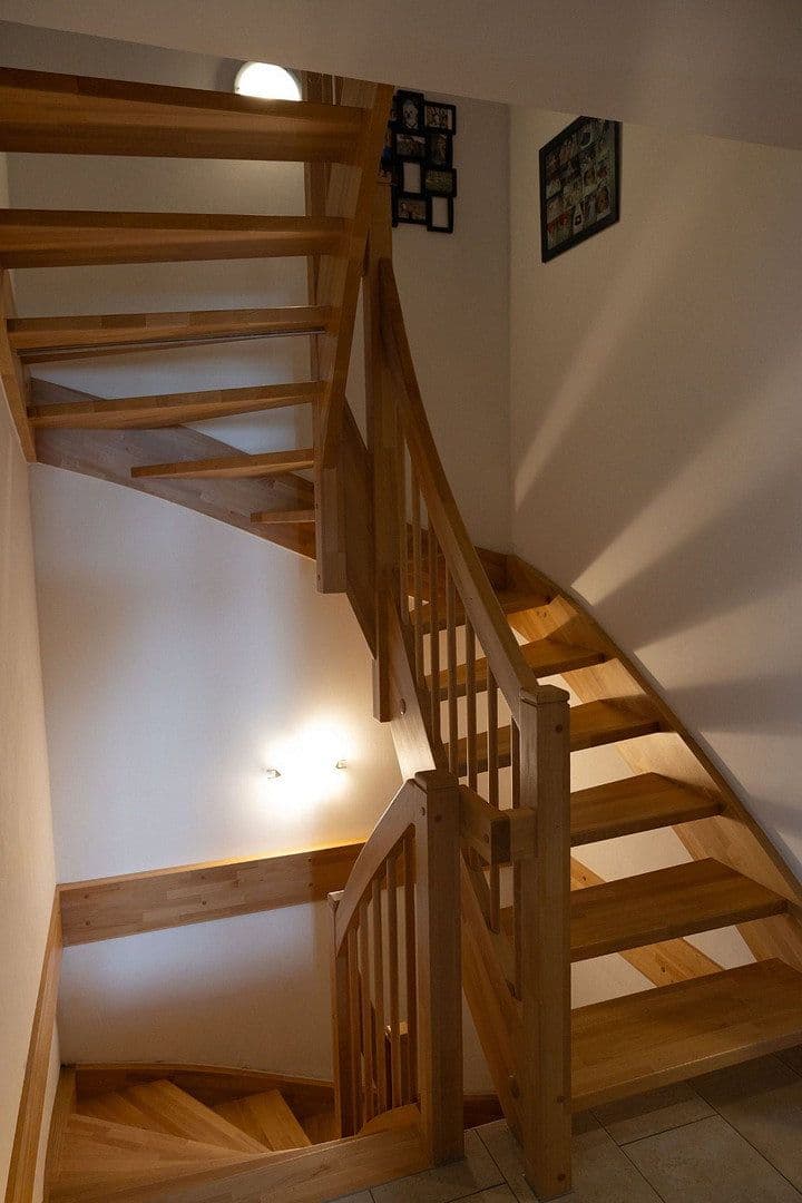 Prodej domu 125 m², pozemek 315 m², Weichs, Bavorsko Prodej domu 125 m², pozemek 315 m², Weichs, Bavorsko
