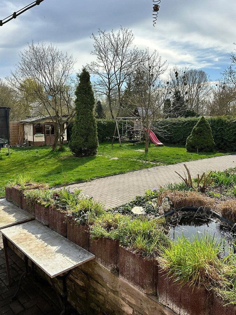 Prodej domu 250 m², pozemek 590 m², Steinweg 21, Hötensleben, Sasko-Anhaltsko Prodej domu 250 m², pozemek 590 m², Steinweg 21, Hötensleben, Sasko-Anhaltsko