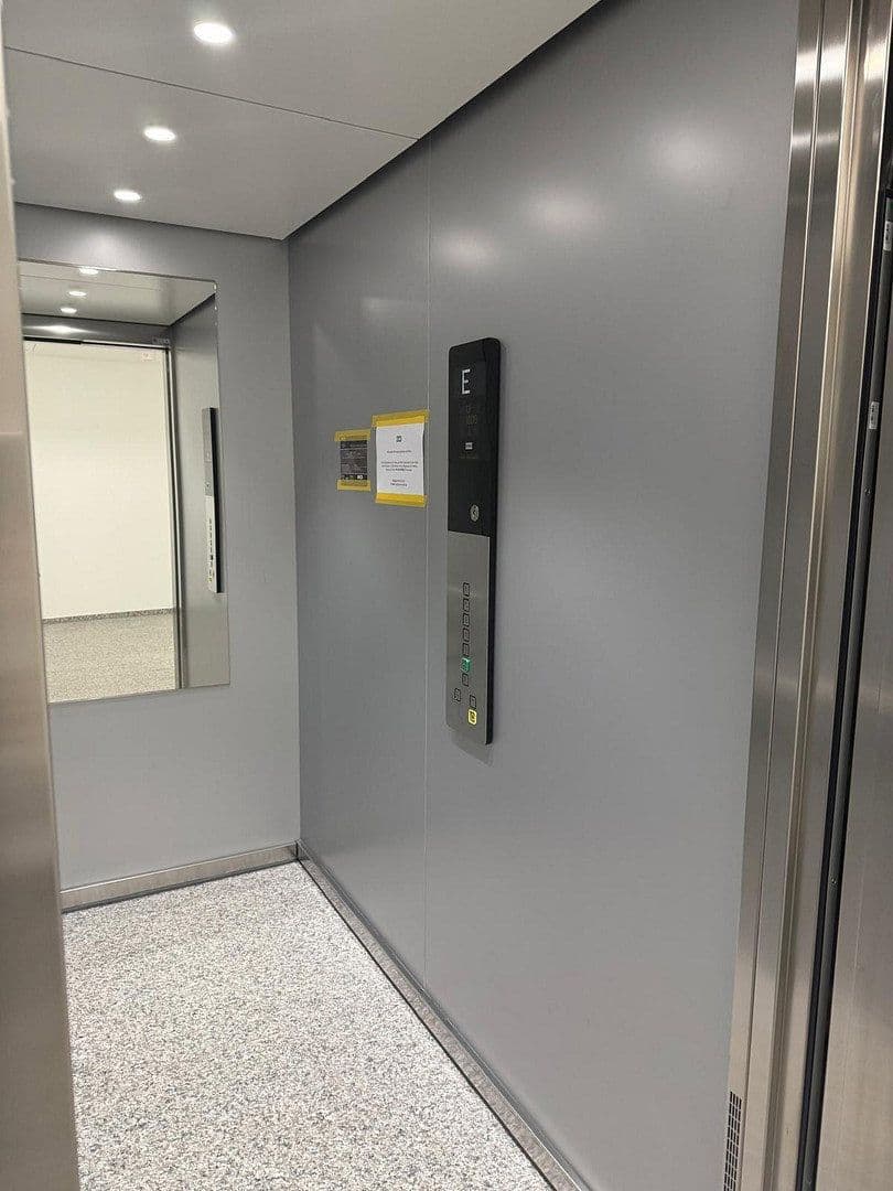 Pronájem bytu 1+1 32 m², Berlin, Berlín Pronájem bytu 1+1 32 m², Berlin, Berlín