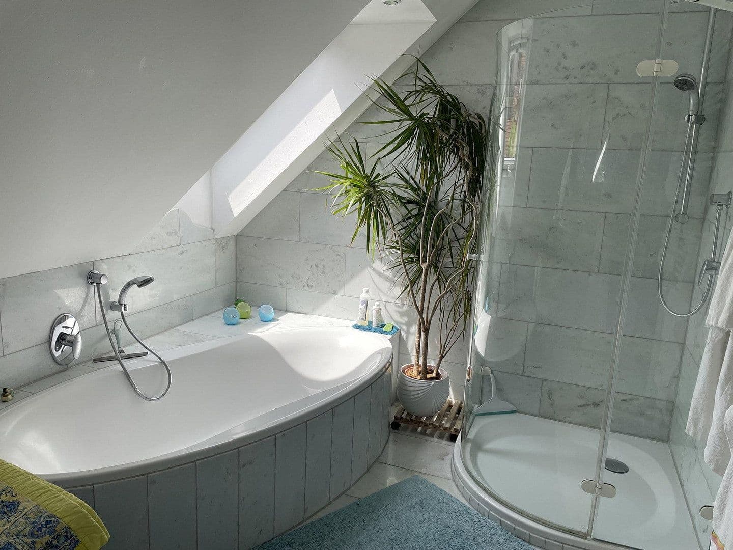 Prodej domu 300 m², pozemek 574 m², Zeitlarn, Bavorsko Prodej domu 300 m², pozemek 574 m², Zeitlarn, Bavorsko