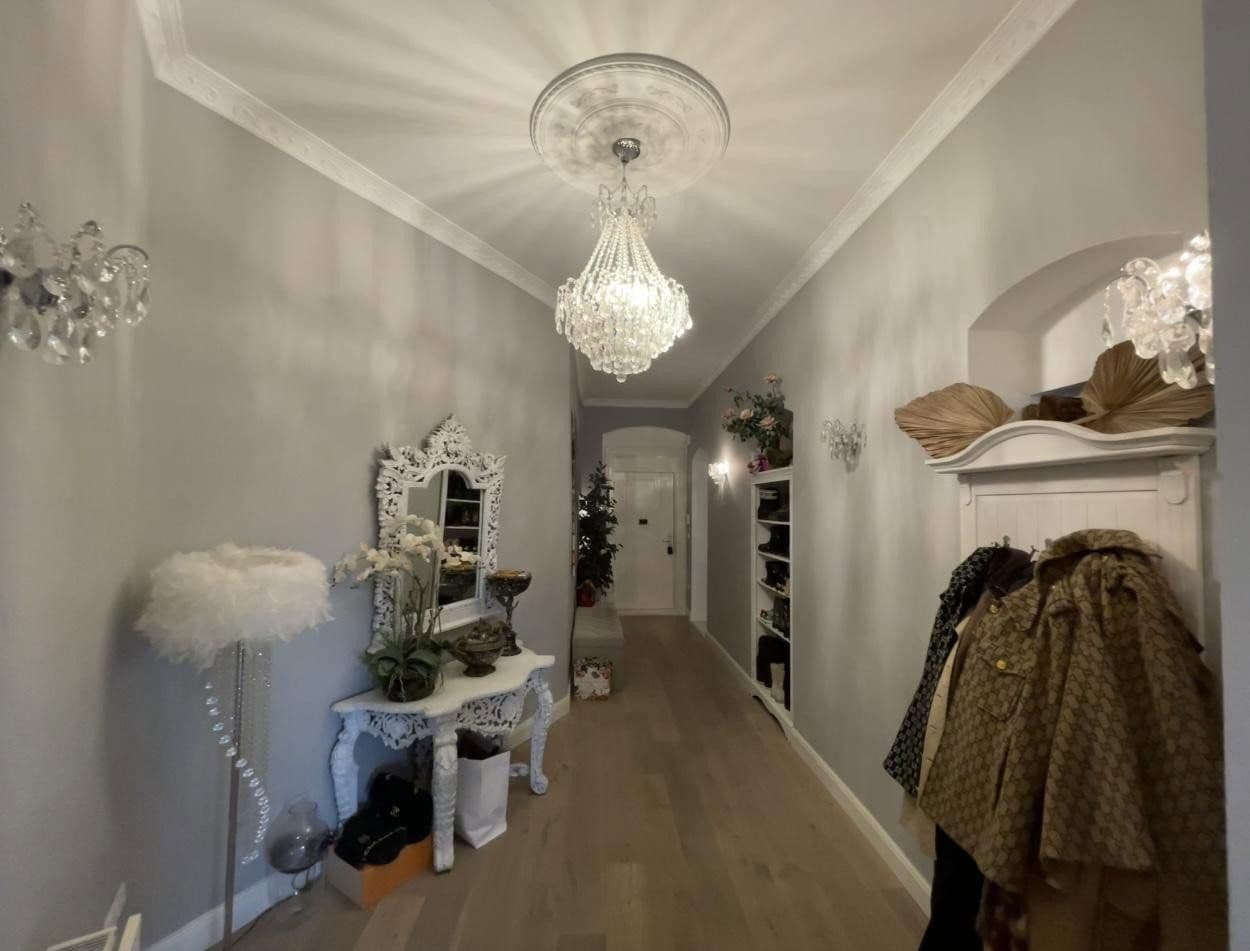 Prodej bytu 5+1 180 m², Berlin Mitte, Berlín Prodej bytu 5+1 180 m², Berlin Mitte, Berlín