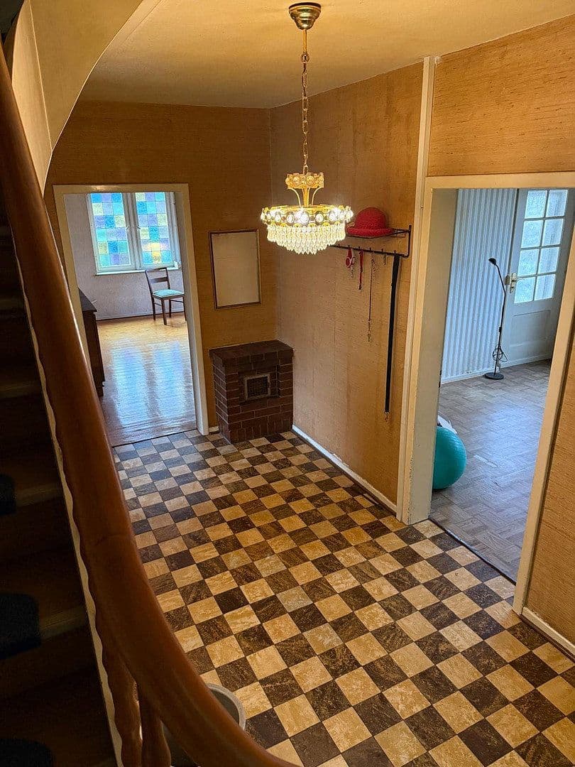 Prodej domu 120 m², pozemek 615 m², Klosterstraße 12, Mengerskirchen, Hessen Prodej domu 120 m², pozemek 615 m², Klosterstraße 12, Mengerskirchen, Hessen