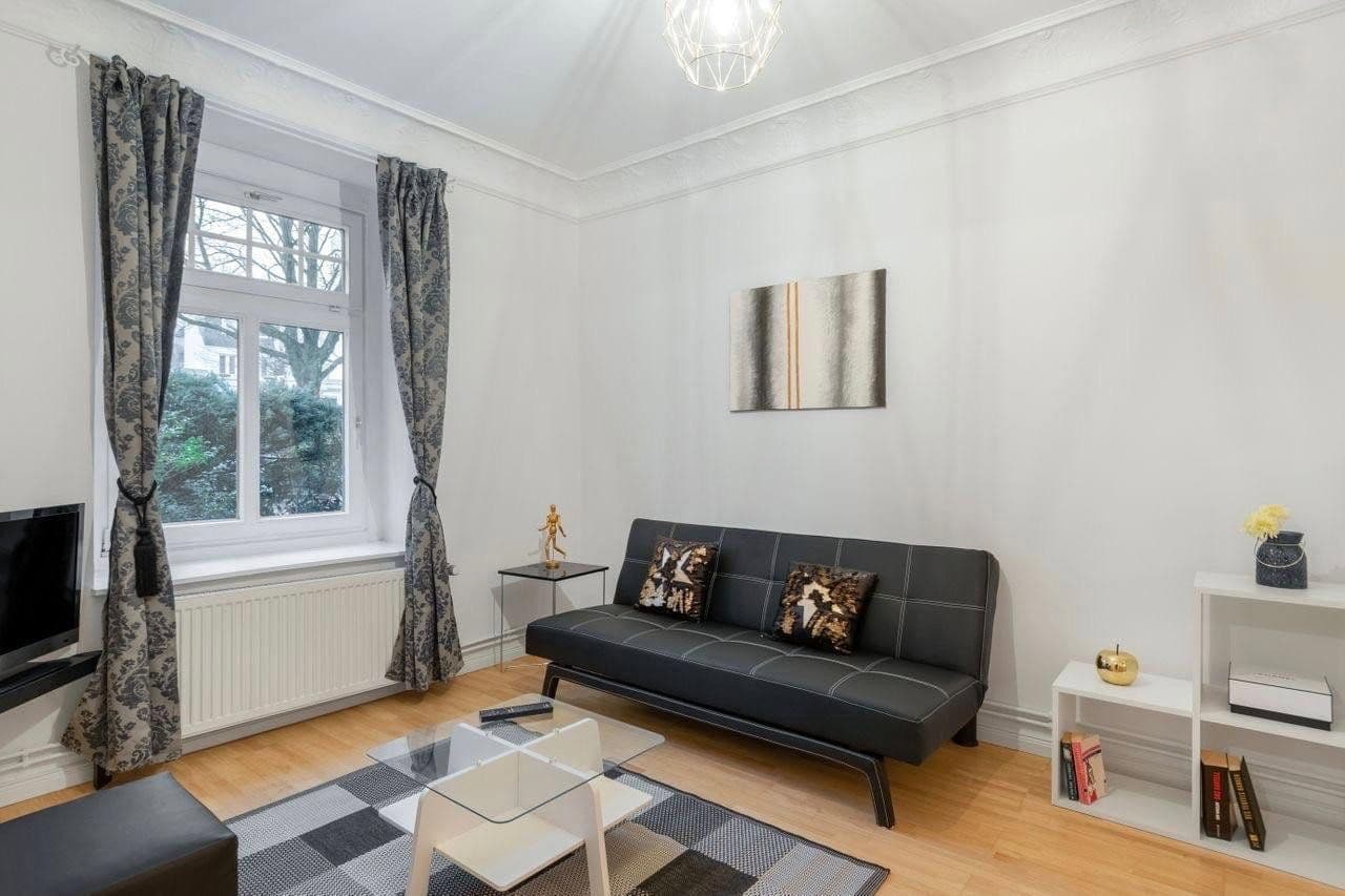 Pronájem bytu 2+1 45 m², Hamburg, Hamburg Pronájem bytu 2+1 45 m², Hamburg, Hamburg