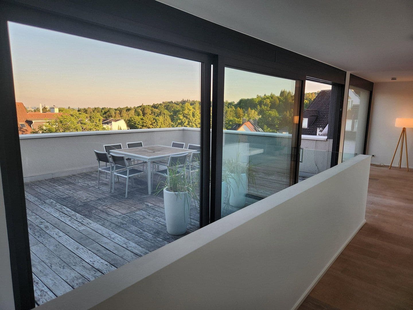 Prodej domu 680 m², pozemek 905 m², Brüder-Grimm-Straße 5, Oberursel (Taunus), Hessen Prodej domu 680 m², pozemek 905 m², Brüder-Grimm-Straße 5, Oberursel (Taunus), Hessen