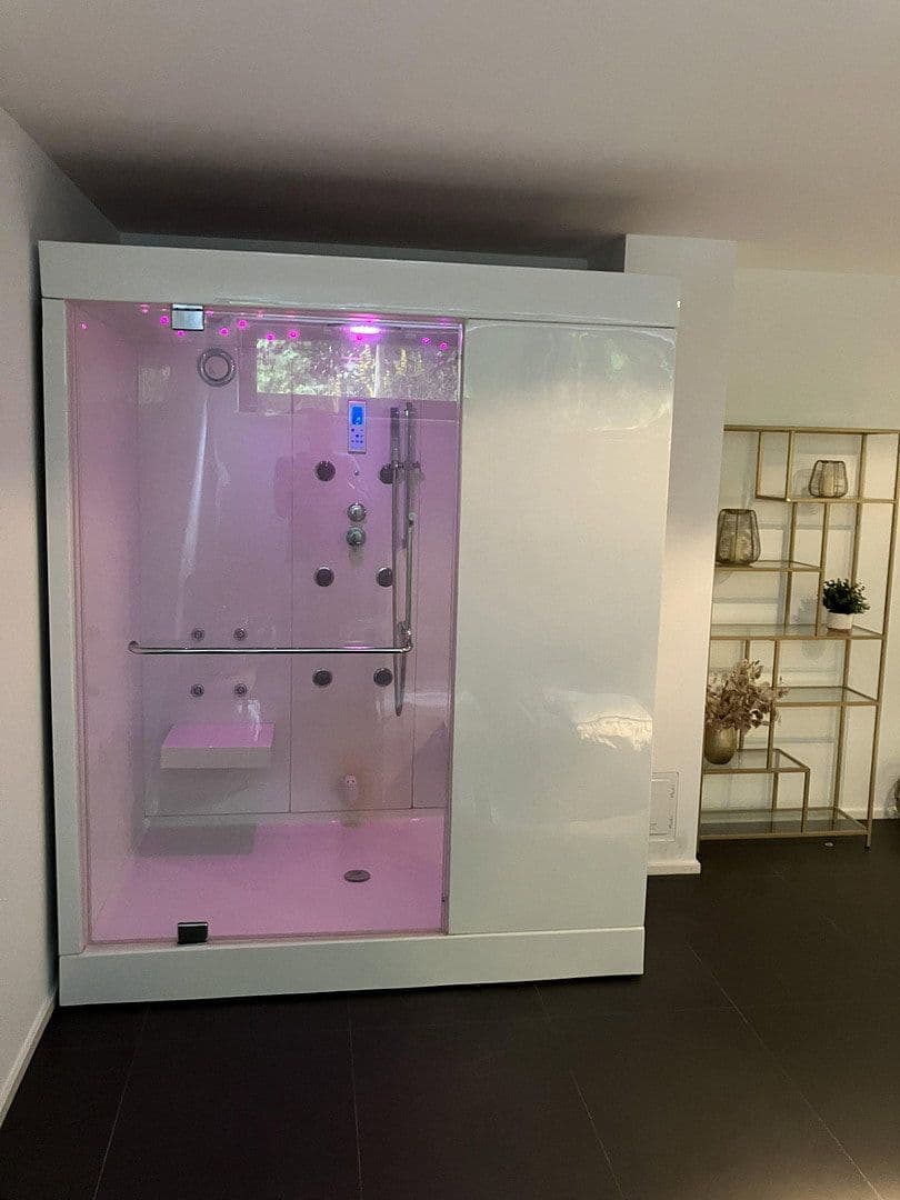 Prodej domu 680 m², pozemek 905 m², Brüder-Grimm-Straße 5, Oberursel (Taunus), Hessen Prodej domu 680 m², pozemek 905 m², Brüder-Grimm-Straße 5, Oberursel (Taunus), Hessen