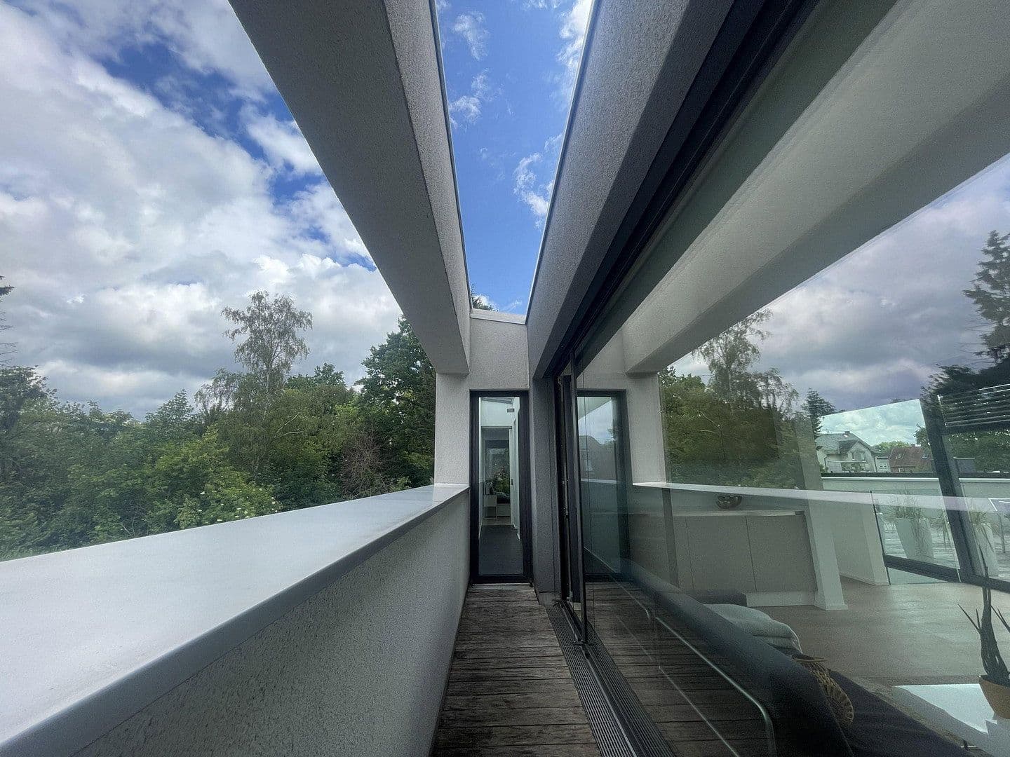 Prodej domu 680 m², pozemek 905 m², Brüder-Grimm-Straße 5, Oberursel (Taunus), Hessen Prodej domu 680 m², pozemek 905 m², Brüder-Grimm-Straße 5, Oberursel (Taunus), Hessen
