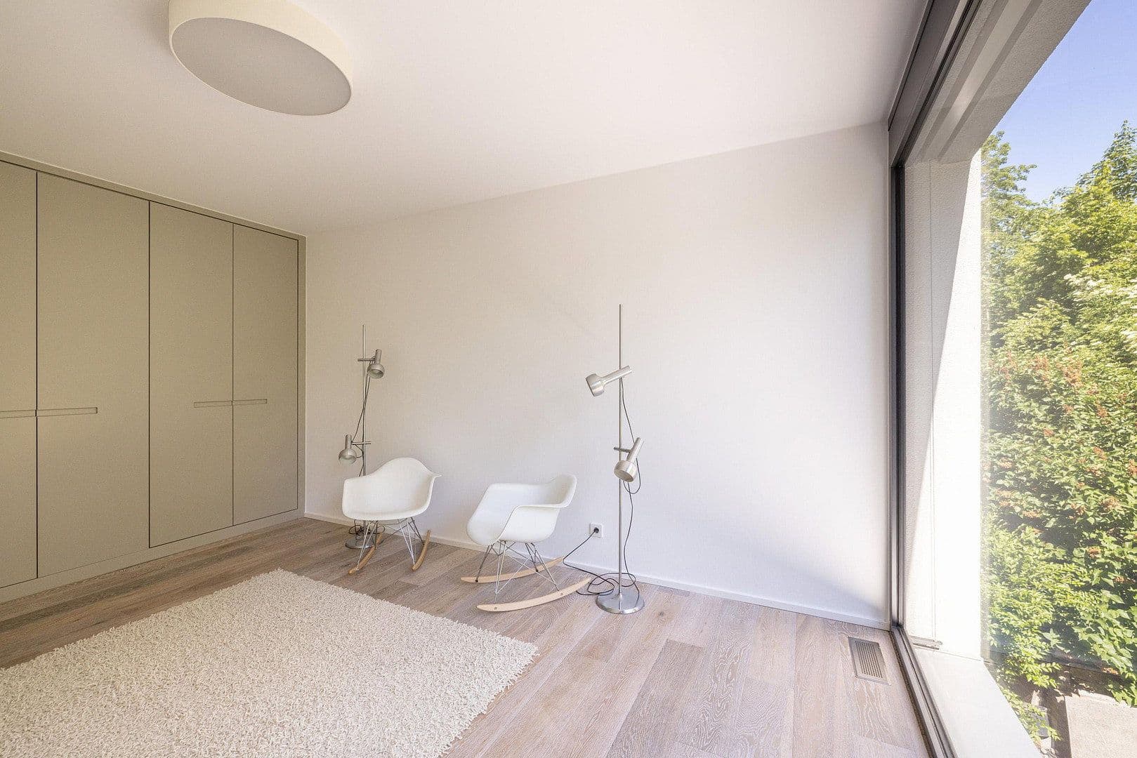 Prodej domu 680 m², pozemek 905 m², Brüder-Grimm-Straße 5, Oberursel (Taunus), Hessen Prodej domu 680 m², pozemek 905 m², Brüder-Grimm-Straße 5, Oberursel (Taunus), Hessen