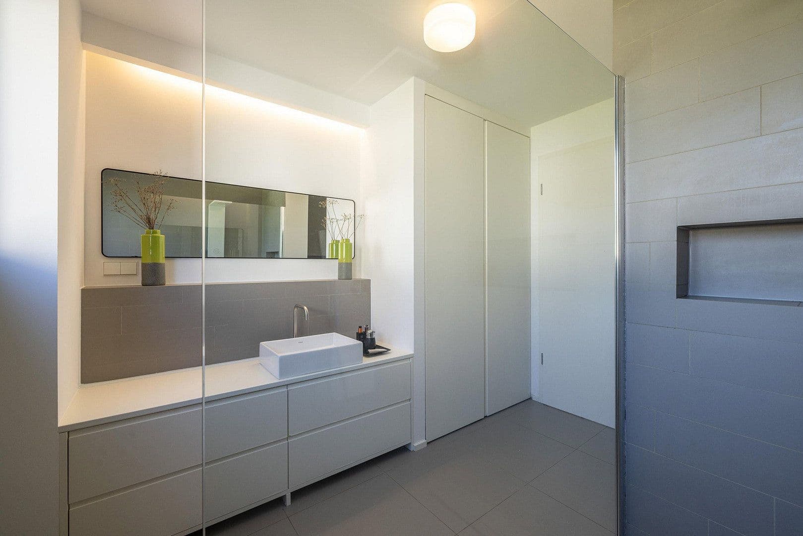 Prodej domu 680 m², pozemek 905 m², Brüder-Grimm-Straße 5, Oberursel (Taunus), Hessen Prodej domu 680 m², pozemek 905 m², Brüder-Grimm-Straße 5, Oberursel (Taunus), Hessen