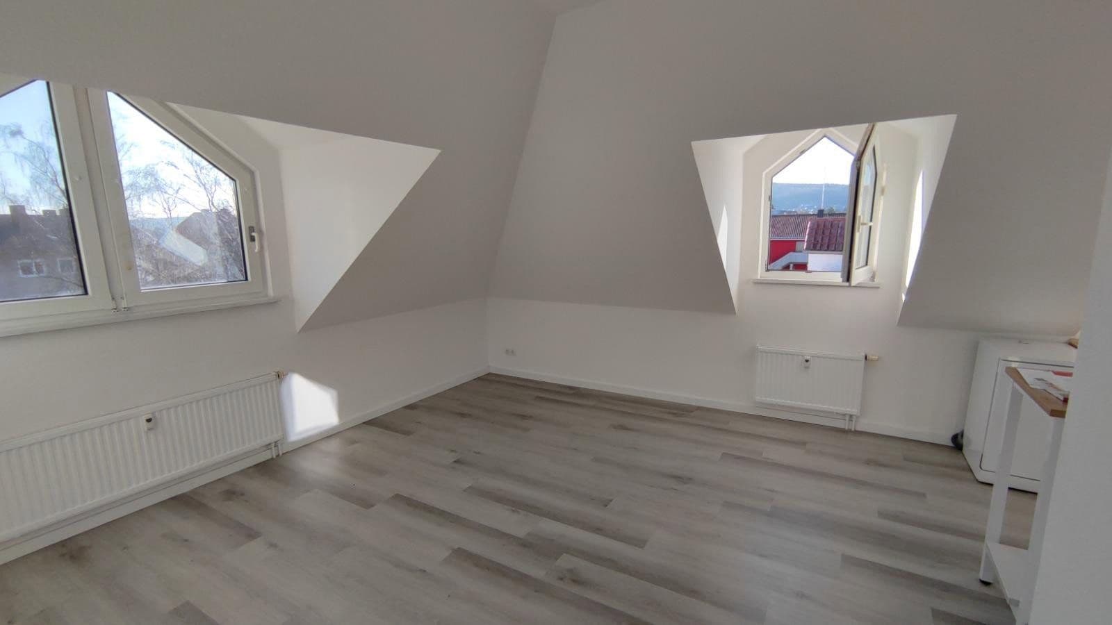 Pronájem bytu 2+1 45 m², Goethestraße 12, Eisenberg (Pfalz), Porýní-Falc Pronájem bytu 2+1 45 m², Goethestraße 12, Eisenberg (Pfalz), Porýní-Falc