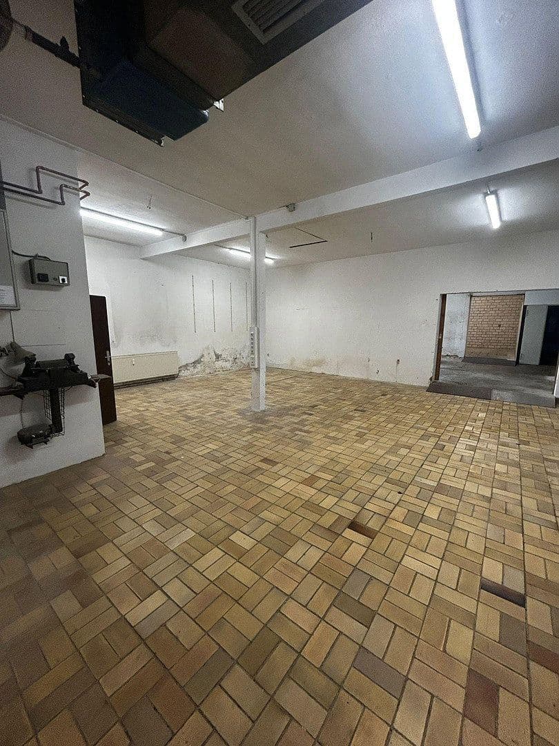 Pronájem nebytového prostoru 350 m², Königsstraße 72, Mönchengladbach, Severní Porýní-Vestfálsko Pronájem nebytového prostoru 350 m², Königsstraße 72, Mönchengladbach, Severní Porýní-Vestfálsko