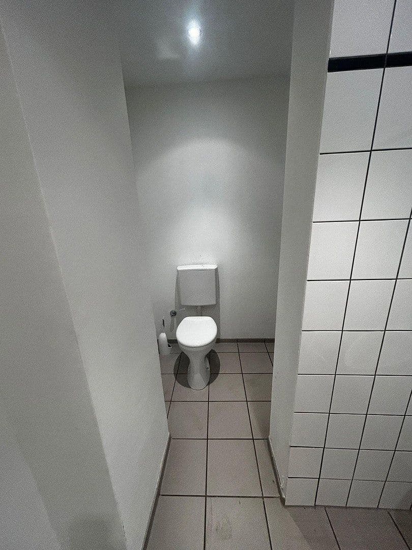 Pronájem nebytového prostoru 350 m², Königsstraße 72, Mönchengladbach, Severní Porýní-Vestfálsko Pronájem nebytového prostoru 350 m², Königsstraße 72, Mönchengladbach, Severní Porýní-Vestfálsko
