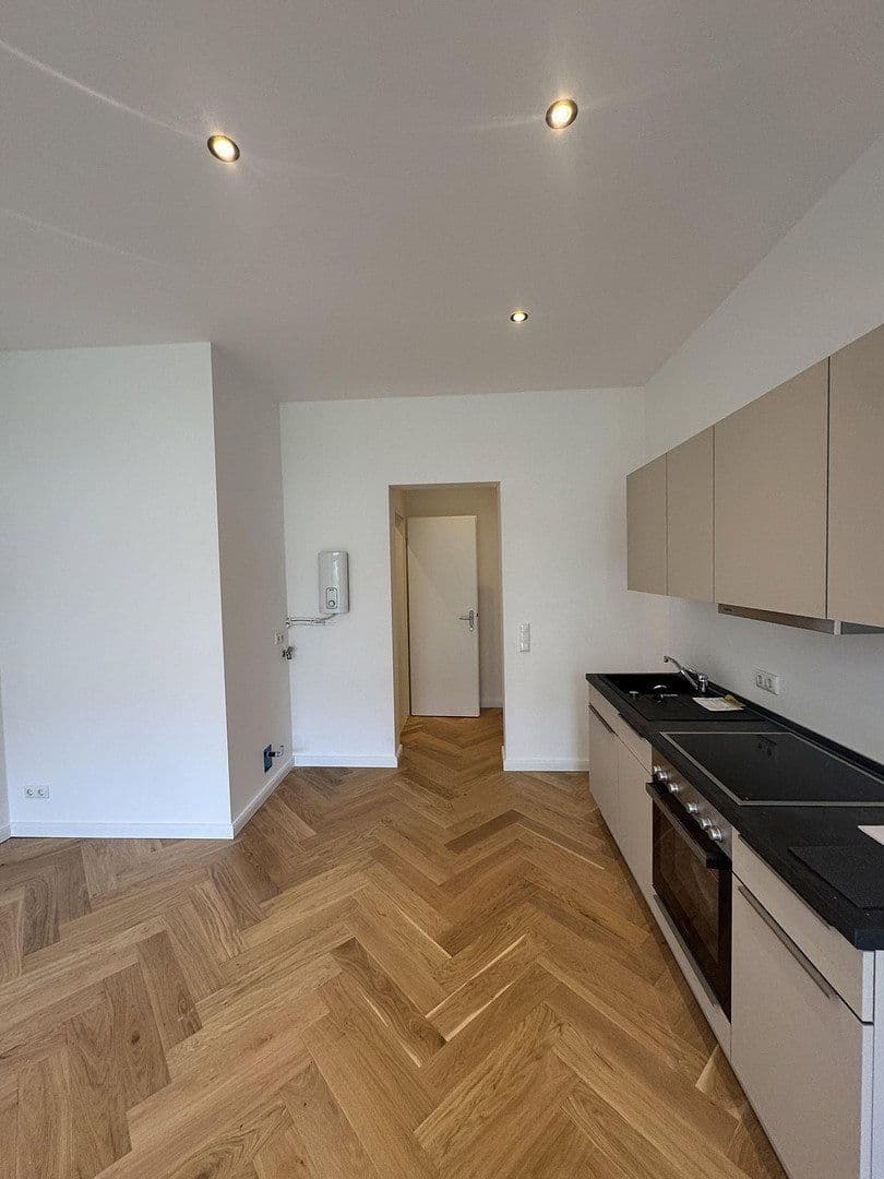 Pronájem bytu 1+1 35 m², Maria-Louisen-Straße 7, Hamburg, Hamburg Pronájem bytu 1+1 35 m², Maria-Louisen-Straße 7, Hamburg, Hamburg