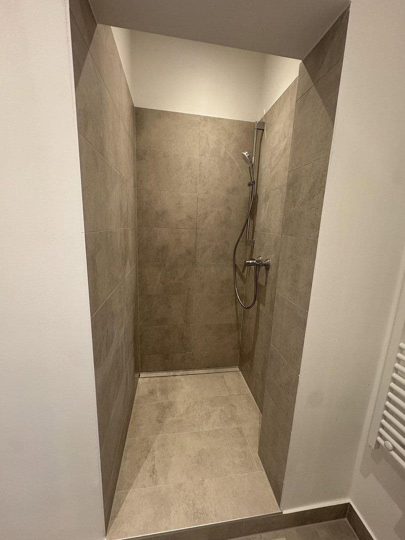 Pronájem bytu 1+1 35 m², Maria-Louisen-Straße 7, Hamburg, Hamburg Pronájem bytu 1+1 35 m², Maria-Louisen-Straße 7, Hamburg, Hamburg