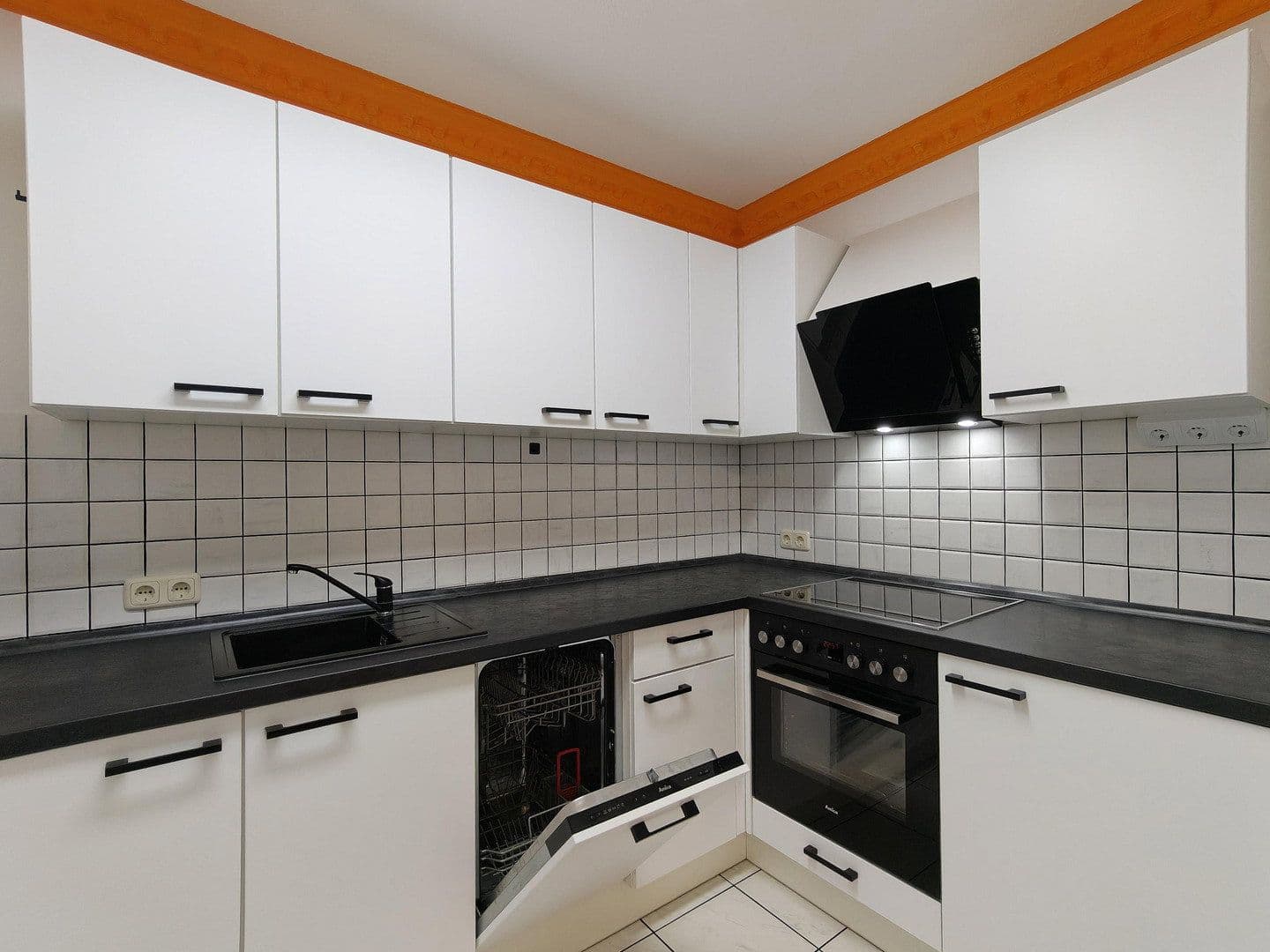 Prodej bytu 2+1 55 m², Neuburg an der Donau, Bavorsko Prodej bytu 2+1 55 m², Neuburg an der Donau, Bavorsko