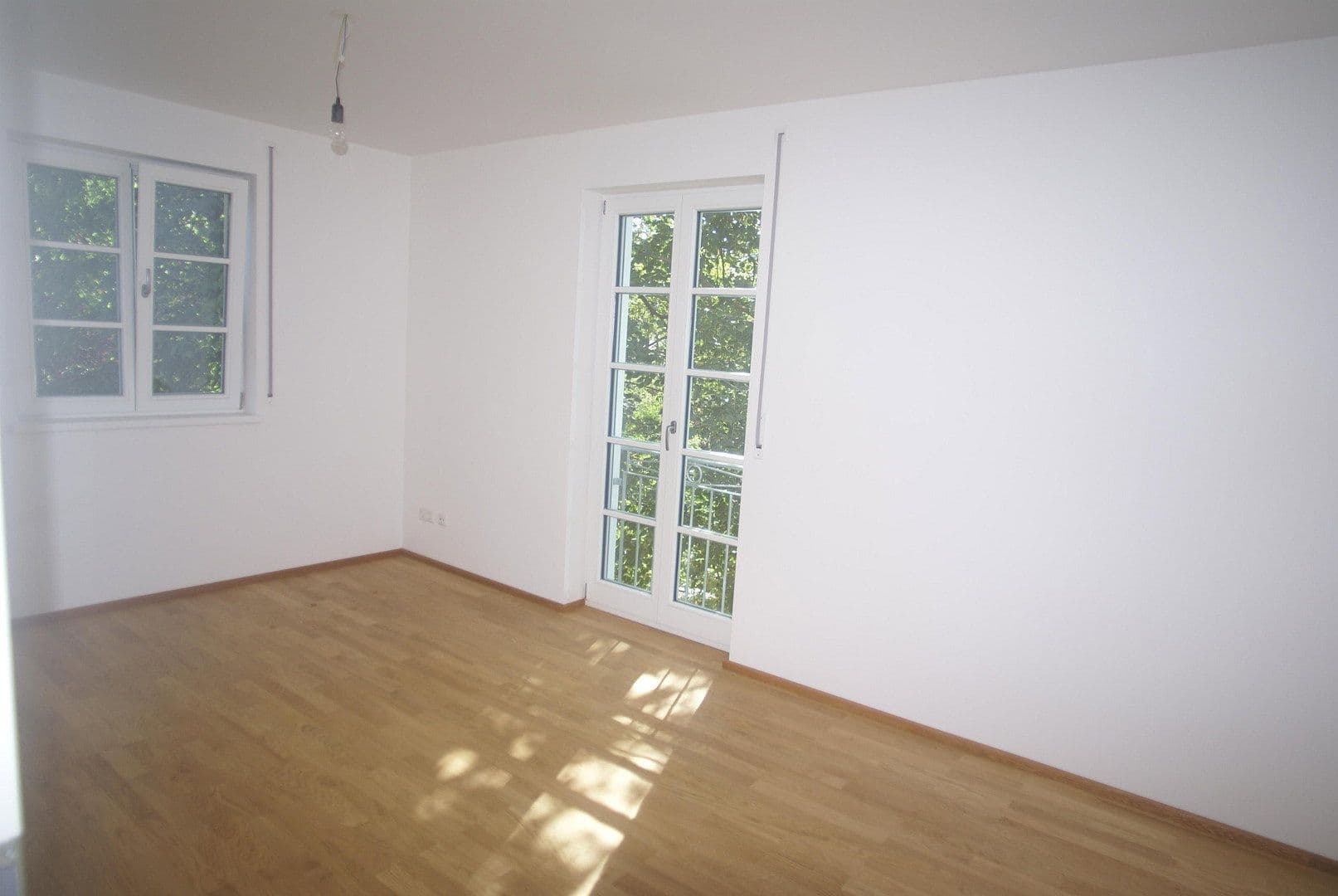 Prodej domu 175 m², pozemek 385 m², Planegg, Bavorsko Prodej domu 175 m², pozemek 385 m², Planegg, Bavorsko