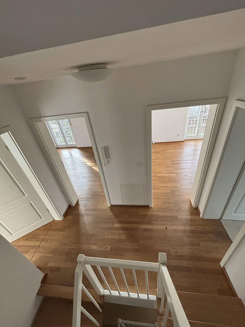 Prodej domu 175 m², pozemek 385 m², Planegg, Bavorsko Prodej domu 175 m², pozemek 385 m², Planegg, Bavorsko