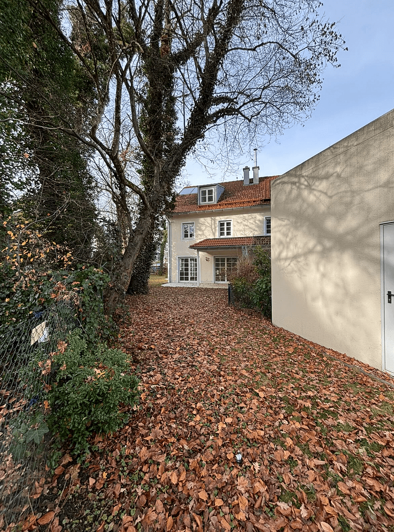 Prodej domu 175 m², pozemek 385 m², Planegg, Bavorsko Prodej domu 175 m², pozemek 385 m², Planegg, Bavorsko