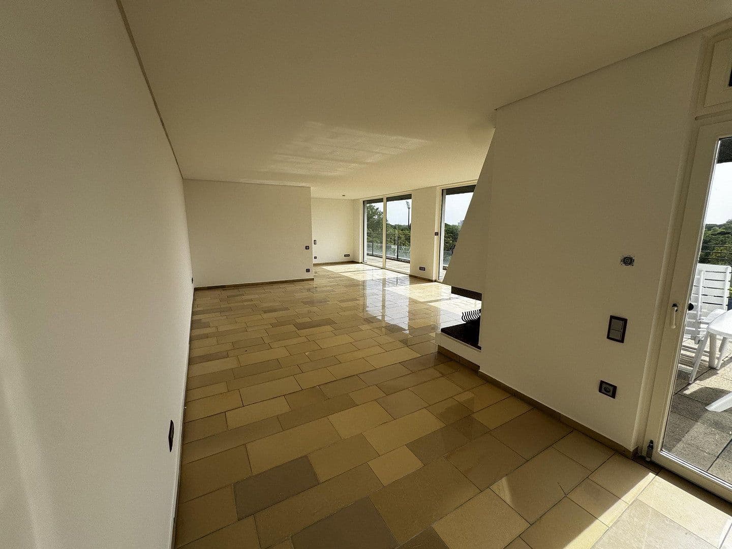 Prodej bytu 3+1 160 m², Uerdingerstrasse 421, Krefeld, Severní Porýní-Vestfálsko Prodej bytu 3+1 160 m², Uerdingerstrasse 421, Krefeld, Severní Porýní-Vestfálsko