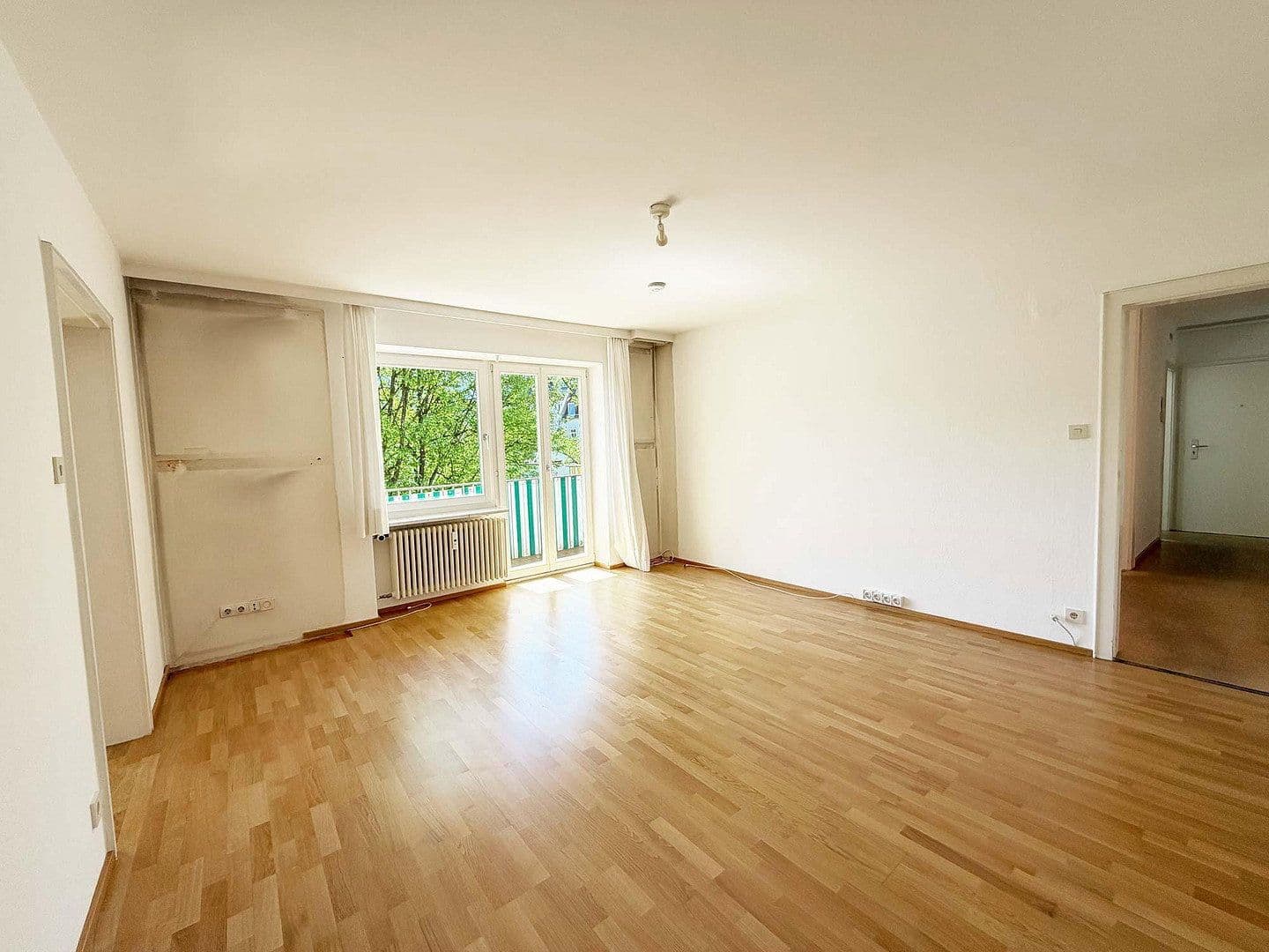 Prodej bytu 2+1 71 m², Sommerstr. 9, München, Bavorsko Prodej bytu 2+1 71 m², Sommerstr. 9, München, Bavorsko