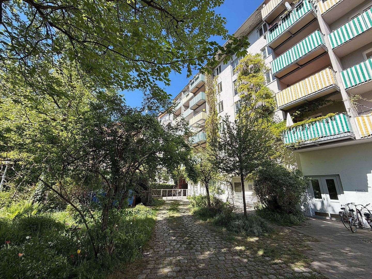 Prodej bytu 2+1 71 m², Sommerstr. 9, München, Bavorsko Prodej bytu 2+1 71 m², Sommerstr. 9, München, Bavorsko