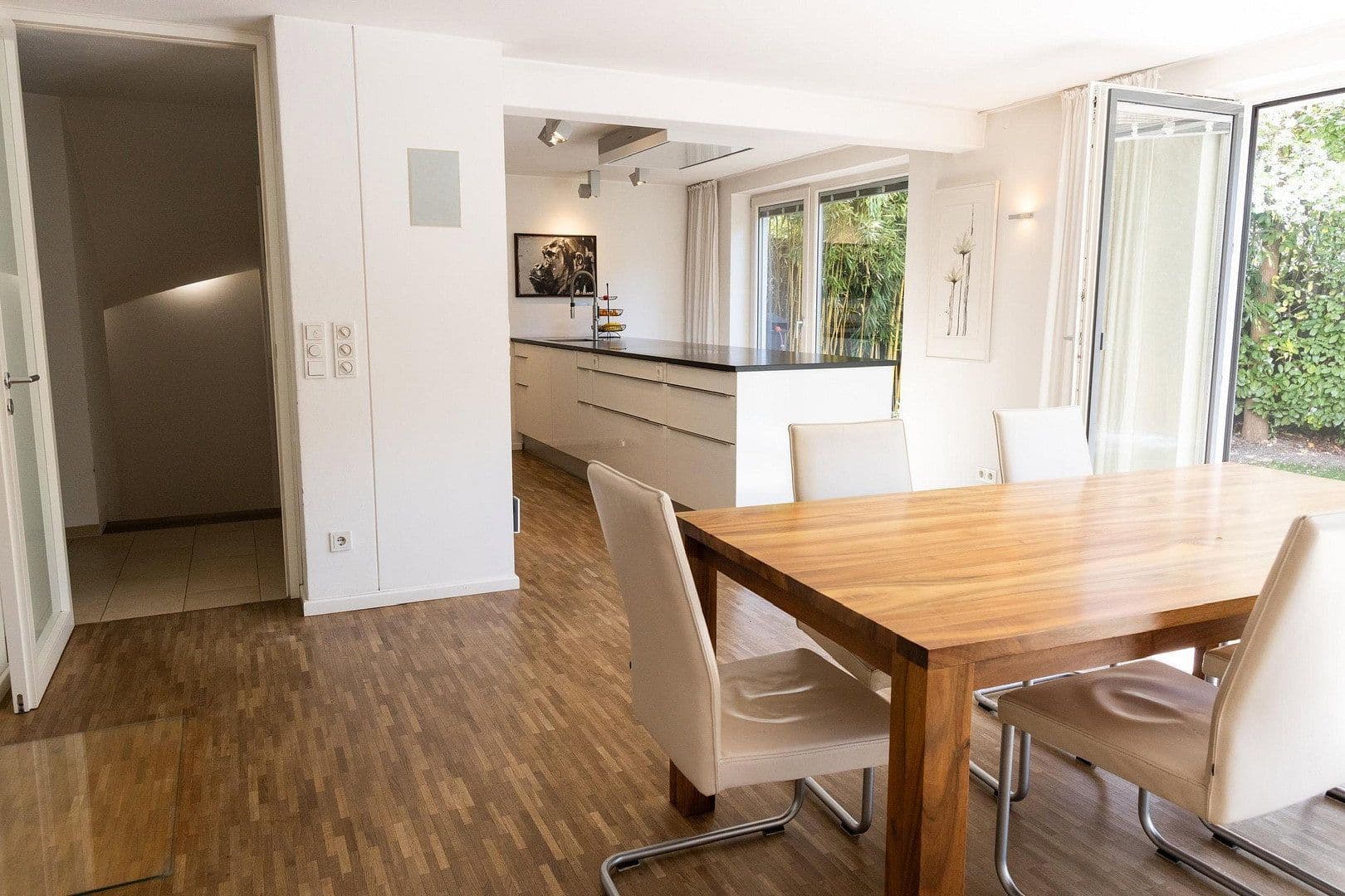 Prodej domu 220 m², pozemek 430 m², Regensbsurg, Bavorsko Prodej domu 220 m², pozemek 430 m², Regensbsurg, Bavorsko