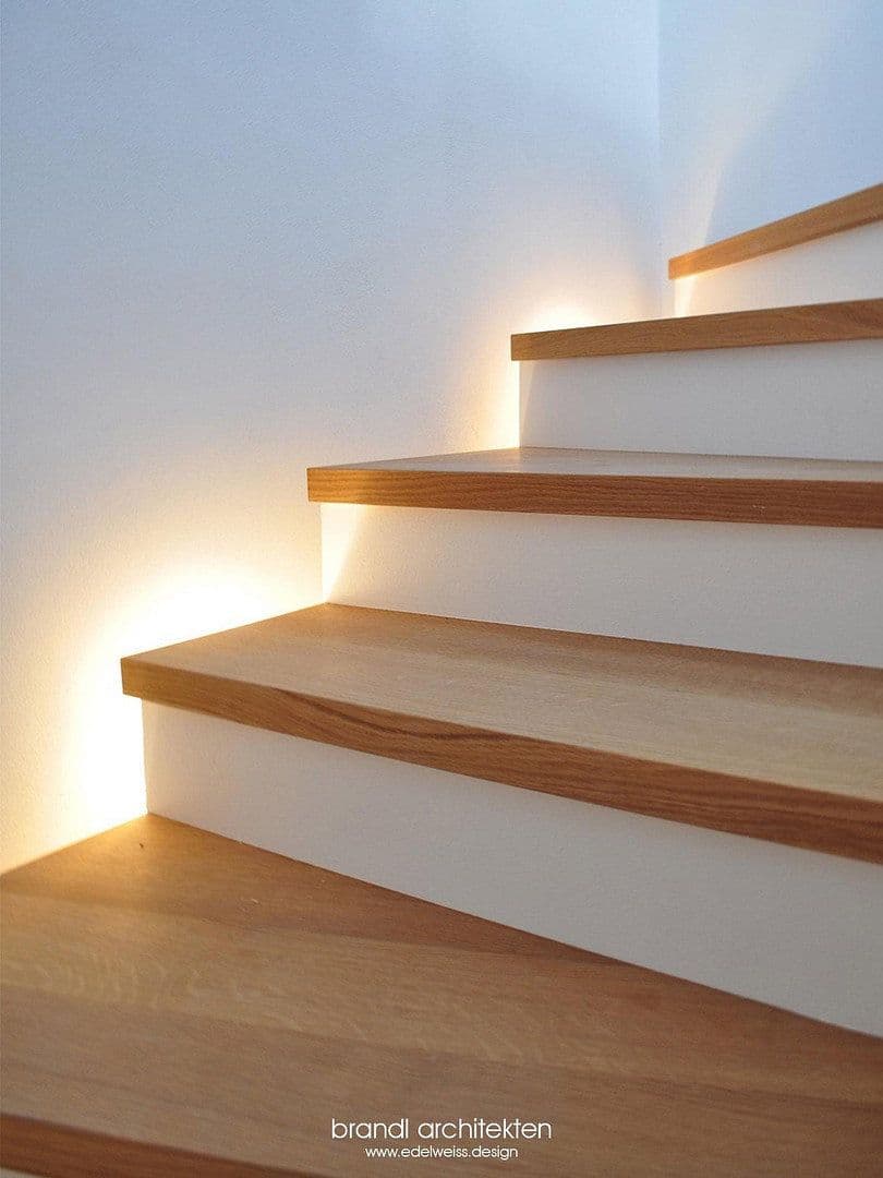 Prodej domu 220 m², pozemek 430 m², Regensbsurg, Bavorsko Prodej domu 220 m², pozemek 430 m², Regensbsurg, Bavorsko