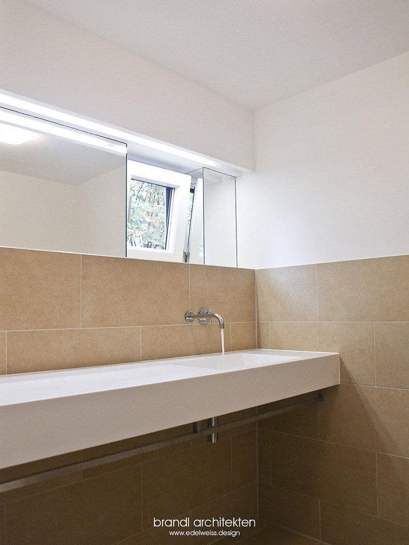 Prodej domu 220 m², pozemek 430 m², Regensbsurg, Bavorsko Prodej domu 220 m², pozemek 430 m², Regensbsurg, Bavorsko