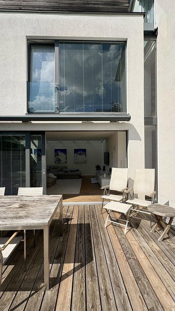 Prodej domu 220 m², pozemek 430 m², Regensbsurg, Bavorsko Prodej domu 220 m², pozemek 430 m², Regensbsurg, Bavorsko