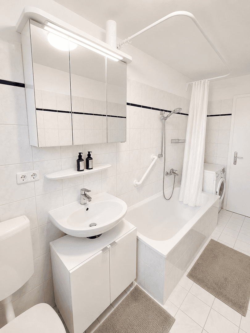 Pronájem bytu 1+1 80 m², Wundtstr, München, Bavorsko Pronájem bytu 1+1 80 m², Wundtstr, München, Bavorsko