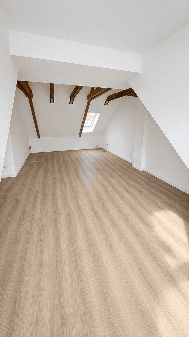 Pronájem bytu 2+1 52 m², Ernst-Cammann Straße 1, Hannover, Dolní Sasko Pronájem bytu 2+1 52 m², Ernst-Cammann Straße 1, Hannover, Dolní Sasko