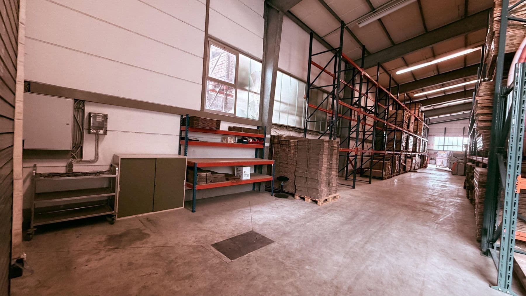 Pronájem nebytového prostoru 1.300 m², Neunkirchen-Seelscheid, Severní Porýní-Vestfálsko Pronájem nebytového prostoru 1.300 m², Neunkirchen-Seelscheid, Severní Porýní-Vestfálsko