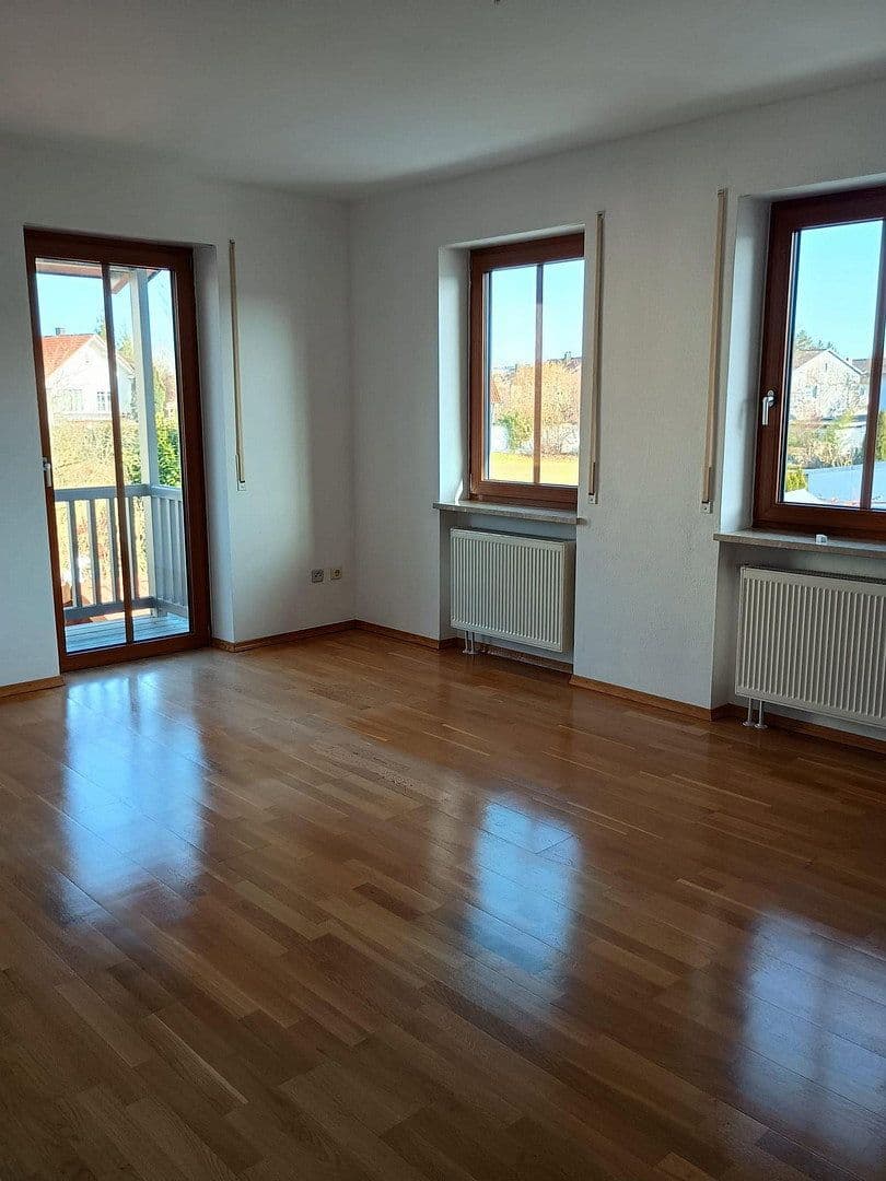 Prodej domu 240 m², pozemek 800 m², Dingolfing, Bavorsko Prodej domu 240 m², pozemek 800 m², Dingolfing, Bavorsko